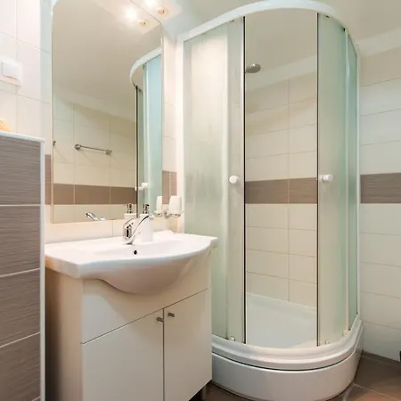 Apartment Eden Old Town - Triple With Private Bathroom